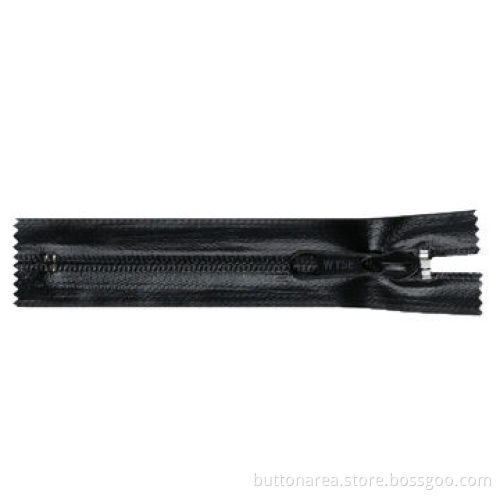 5# nylon zipper, water-resistant, C/E, auto-lock
